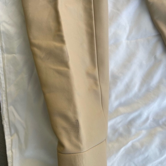 Saint Laurent Ivory Leather Pull On Boots/Booties Cream - Picture 10 of 10